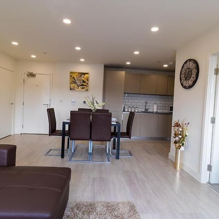 Virexxa Bedford Centre - Executive Suite - 2Bed Flat With Free Parking & Gym Εξωτερικό φωτογραφία