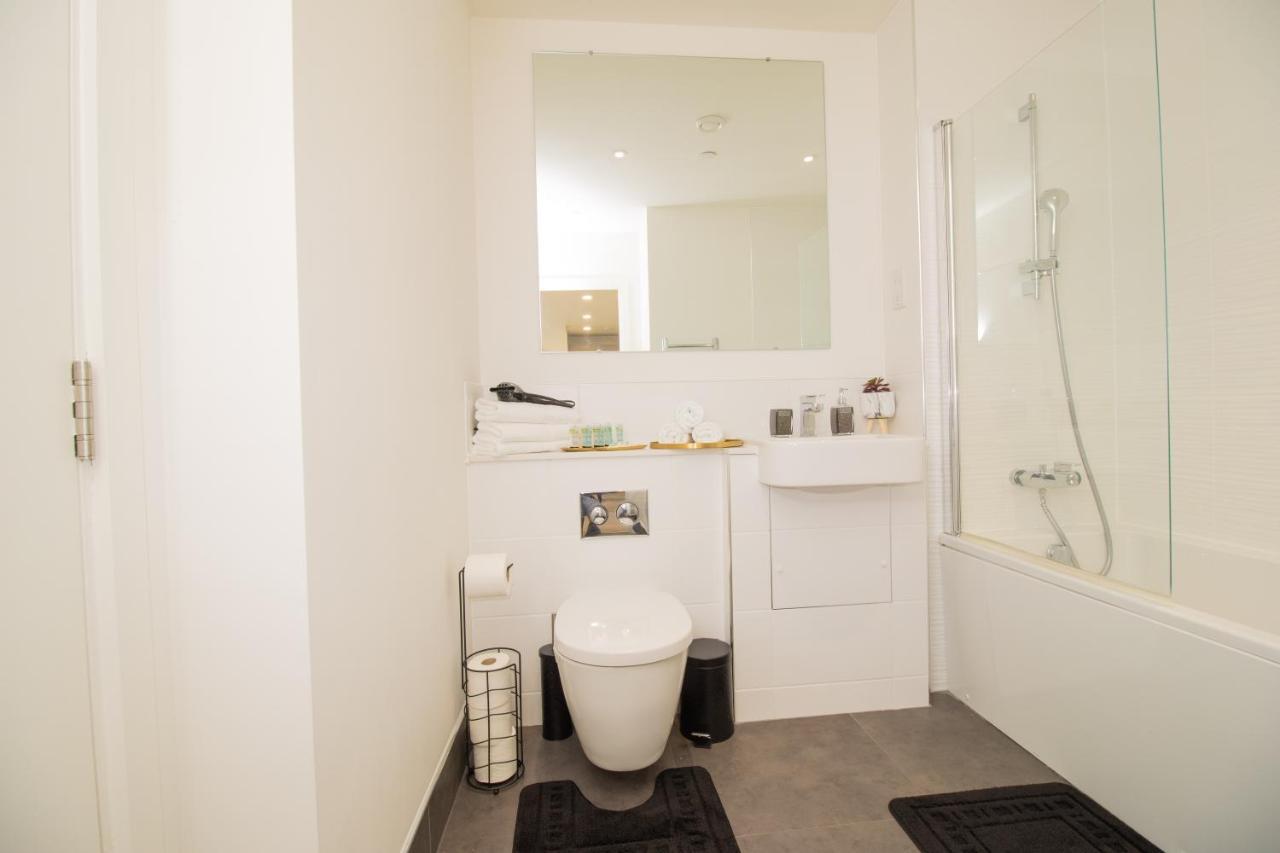 Virexxa Bedford Centre - Executive Suite - 2Bed Flat With Free Parking & Gym Εξωτερικό φωτογραφία